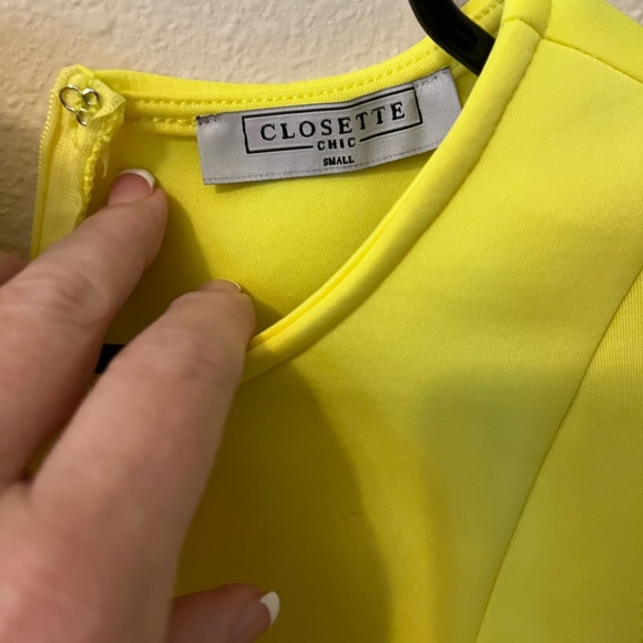 🎉🎉Host Pick🎉🎉 BNWOT Closette Chic Top - Picture 2 of 3